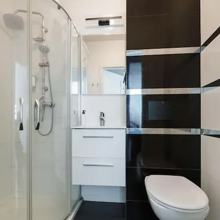 Close- Cozy Two Bedrooms Wroclaw&w3 Appartement *
