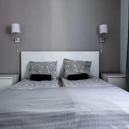 아파트 Close- Cozy Two Bedrooms Wroclaw&w3 *