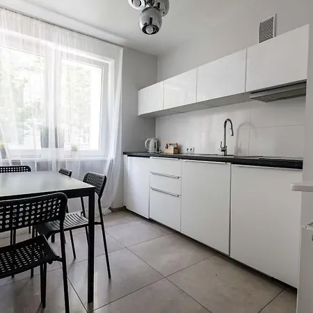 Close- Cozy Two Bedrooms Wroclaw&w3 아파트 브로츠와프